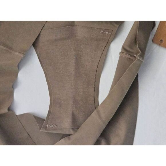 Skims bikini panty Nwt - Picture 6 of 9